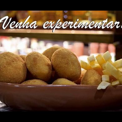 Bolinho de Carne Seca com Queijo