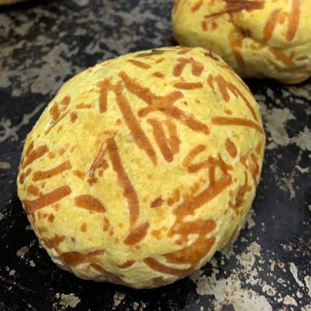 Kit com 4un  Pão de queijo recheado com ricota