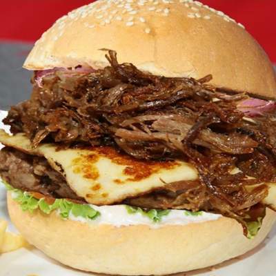 Berlinetta (diferencial: queijo grelhado e pernil desfiado)