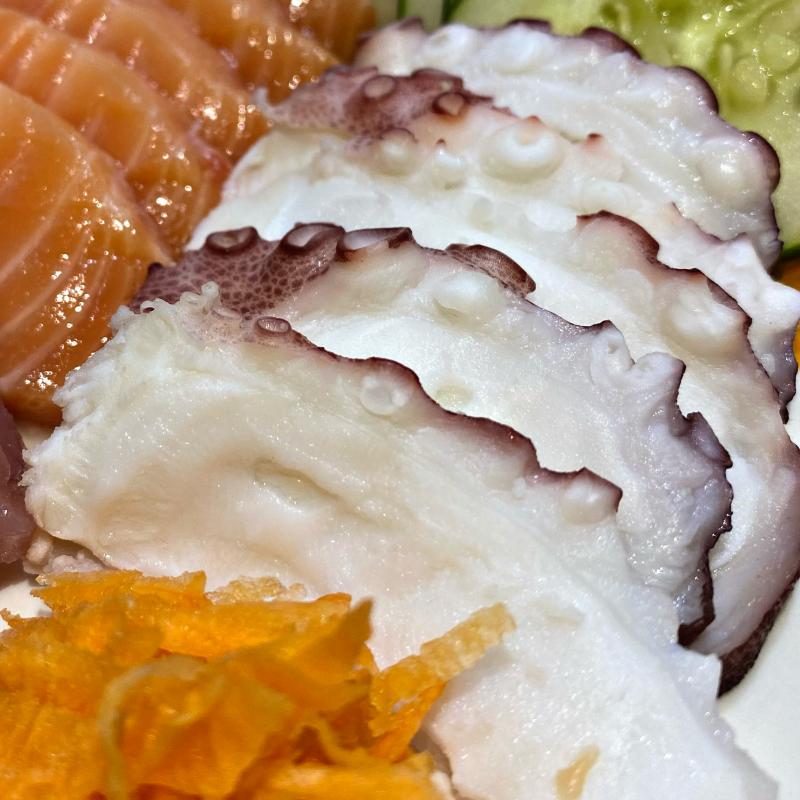 (06 und) SASHIMIS DE POLVO