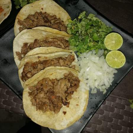 Orden de Tacos de Carne Asada