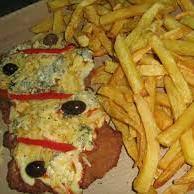 Milanesa al roquefort con guarnición