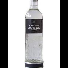 Maestro Dobel Diamante cristalino reposado