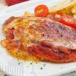 Suprema napolitana con guarnición