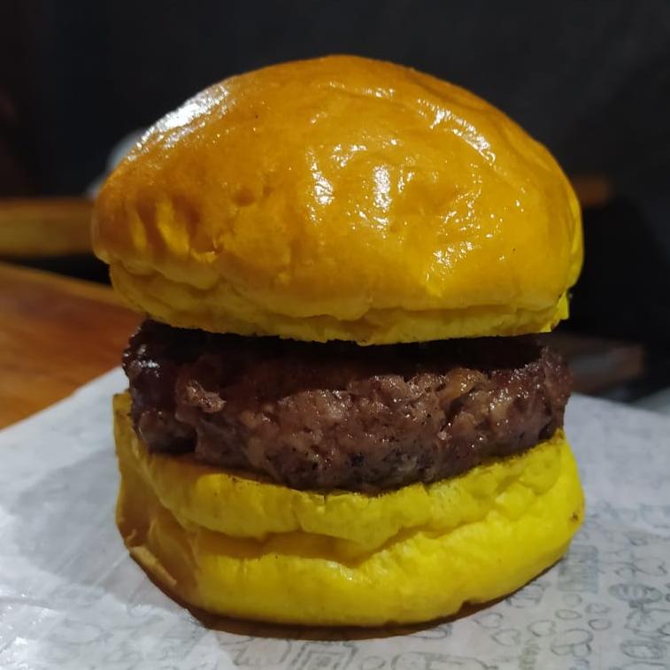 Hambúrguer com Batata Frita