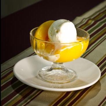Duraznos con helado