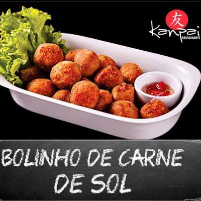 BOLINHOS DE CARNE DE SOL