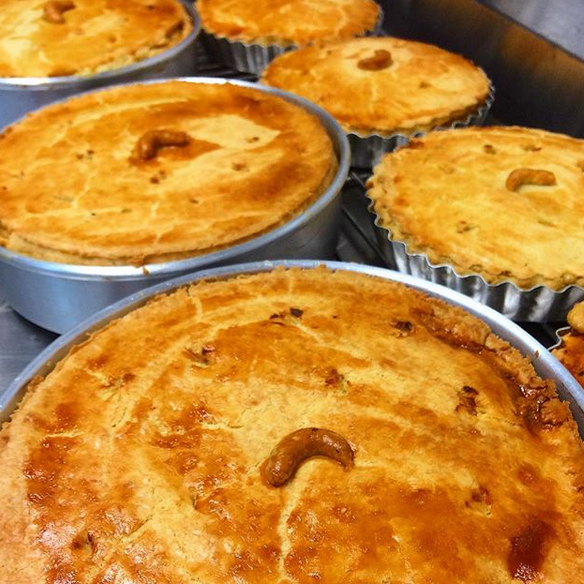Torta de Camarão  Média