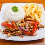 Lomo Saltado de Pollo