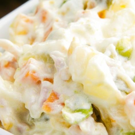 Salada de Maionese da Vó Aurinha  Pote 250ml.