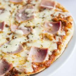 PIZZA BOLOGNESA