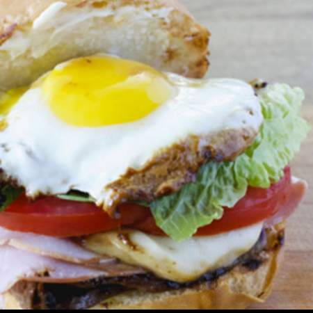 Sandwich Uruguayo