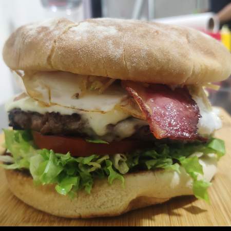 Hamburguesa criolla de pan