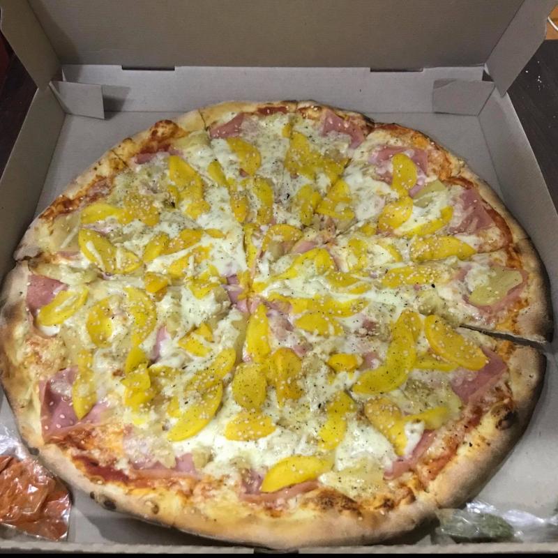 PIZZA HAWAIANA