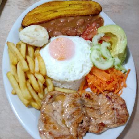 BANDEJA POLLO O PESCADO
