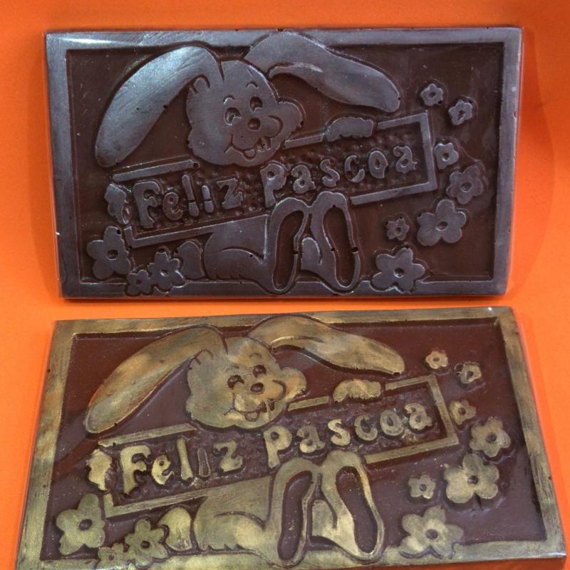 Placa de Chocolate ao Leite Decorado Coelho 15x9cm