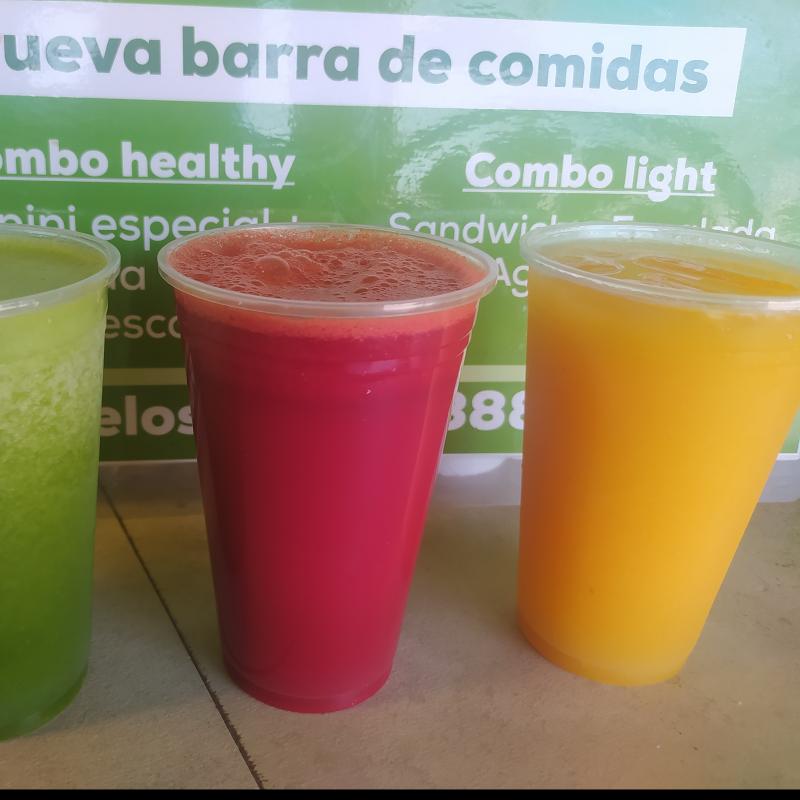 Jugo Loreto Mediano16 oz