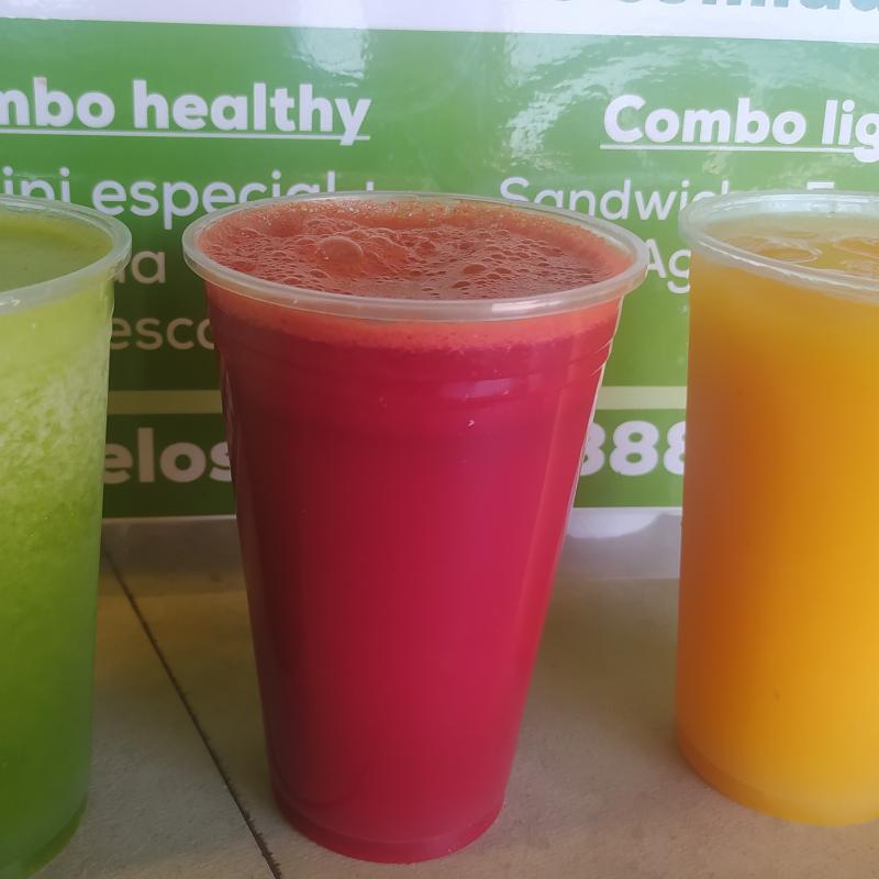 Jugo Salvatierra Mediano 16 oz