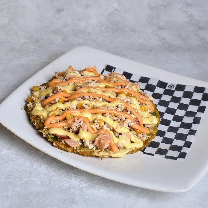 Patacón con pollo y champiñones