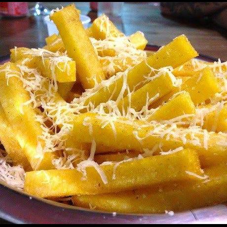 POLENTA COM QUEIJO