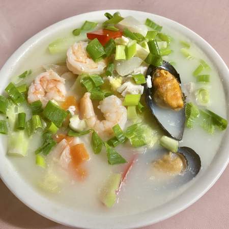 80- Sopa De Mariscos Con Verduras