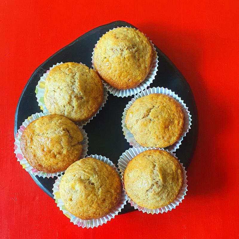 6 Muffin al banano y nueces - RESERVA 24h