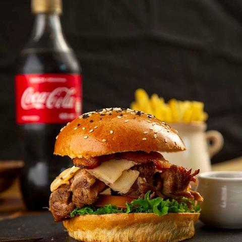 HAMBURGUESA COSTILLA