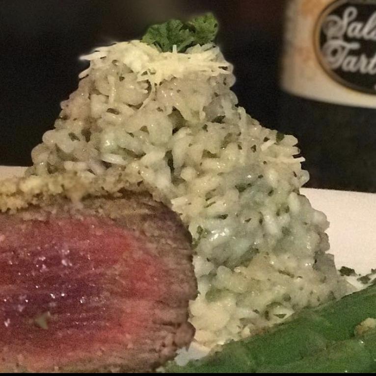 Risoto Trufado Com Mignon na Crosta de ervas