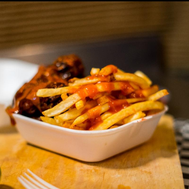 Alitas medianas con papas