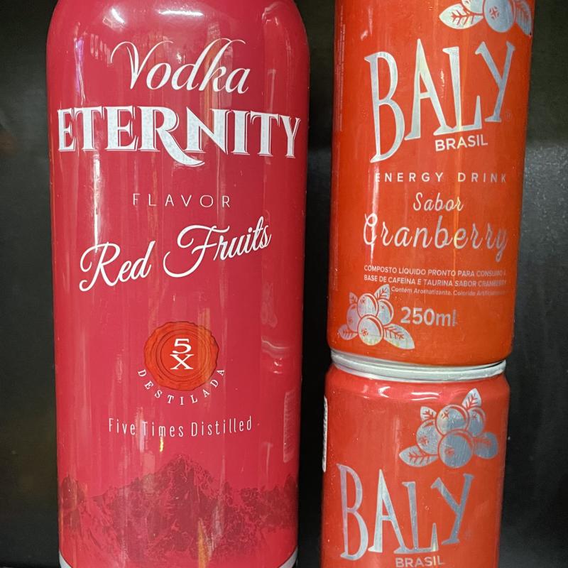 Combo Vodka Eternity com Baly