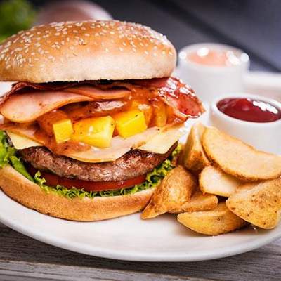 HAMBURGUESA HAWAIANA