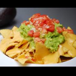 NACHOS CON QUESO PERSONALES