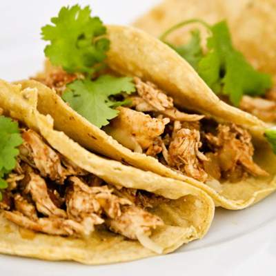 TACOS DE POLLO
