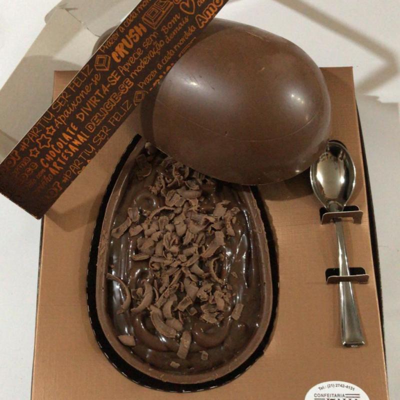 Ovo de Páscoa Fechado Recheio Brigadeiro*