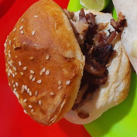 Cemita bistek o costilla