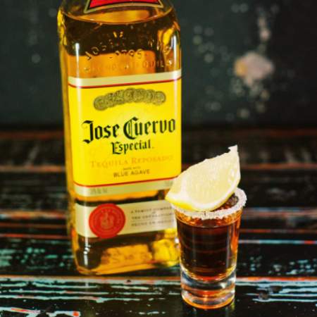 Shot tequila Jose Cuervo