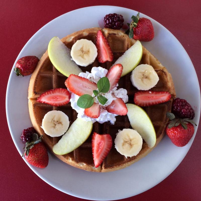 Wafles con fruta