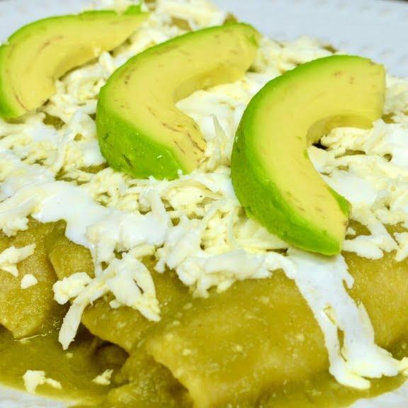 Paquete #1 (Enchiladas Verdes con Queso)