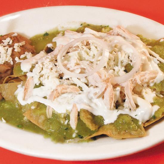 Chilaquiles con Pollo