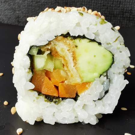 24.Vegetariano roll (TEMPURA)