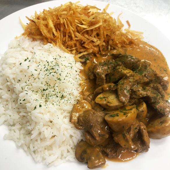 Strogonoff de Filé Mignon