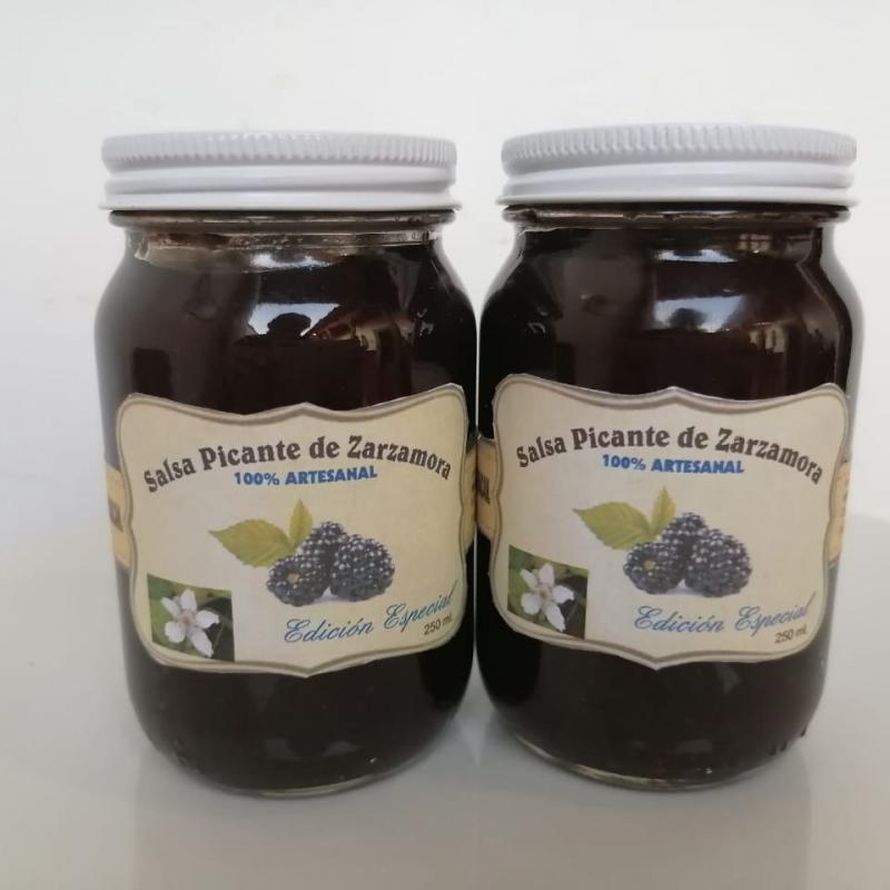 Salsa picante de zarzamora