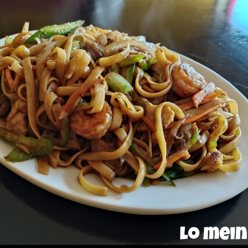 PASTA LOMEIN .
