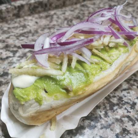 Vienesa Peruana Gigante