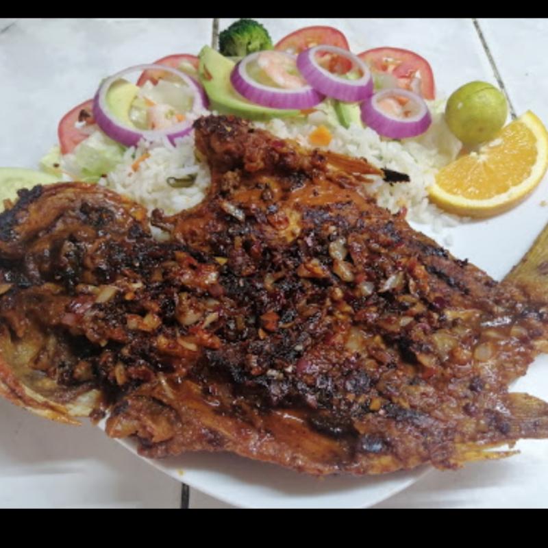 Huachinango zarandeado