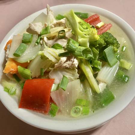 77-Sopa De Pollo Con Verduras