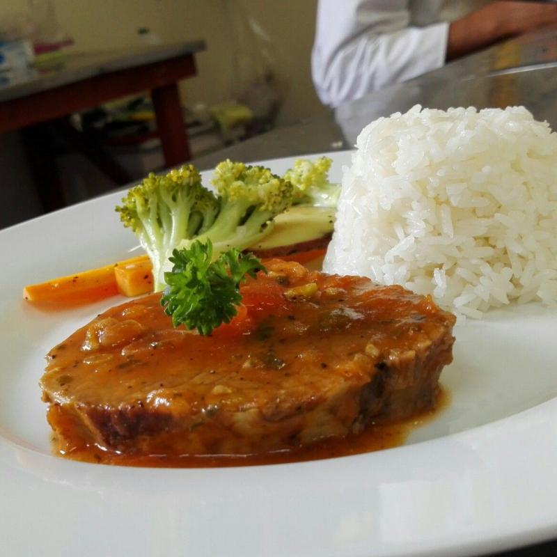 Mano de piedra en salsa