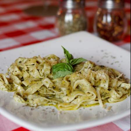 AL PESTO