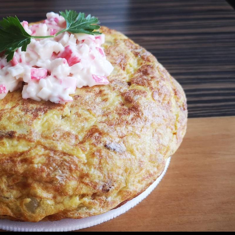 Tortilla de Cangrejo y Alioli de Cilantro