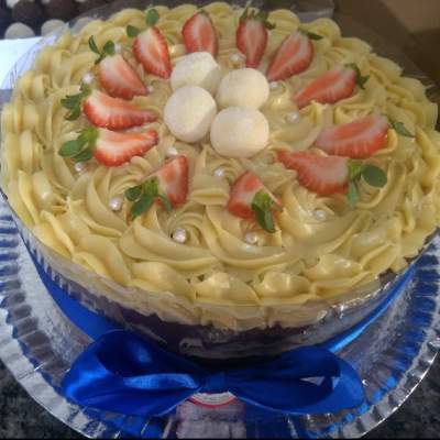 Naked Cake G -  Três Leites